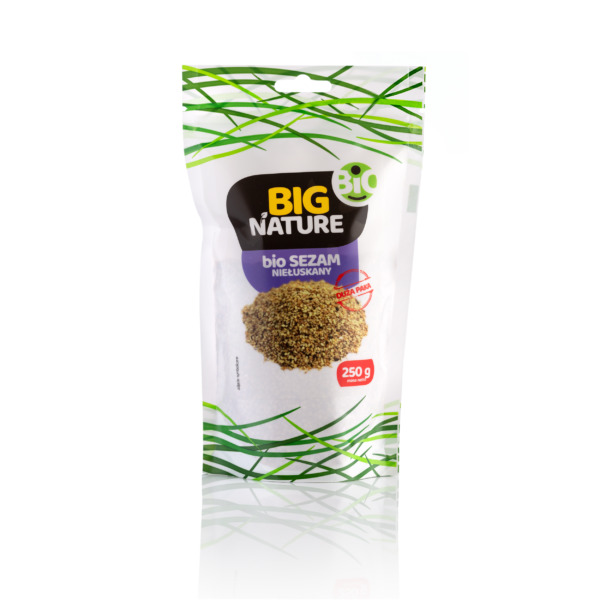 Sezam Niełuskany z Big Nature. produkt pakowany w zielono białe opakowanie, w którym znajduje się 250g bio sezamu łuskanego.