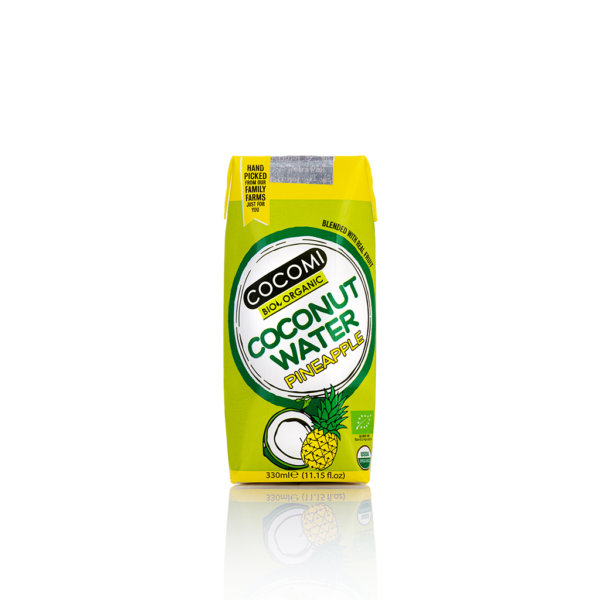 Bio Woda Kokosowa z firmy COCOMI. Woda kokosowa jest o smaku ananasowym, w jednym kartoniku znajduje się 330ml produktu.