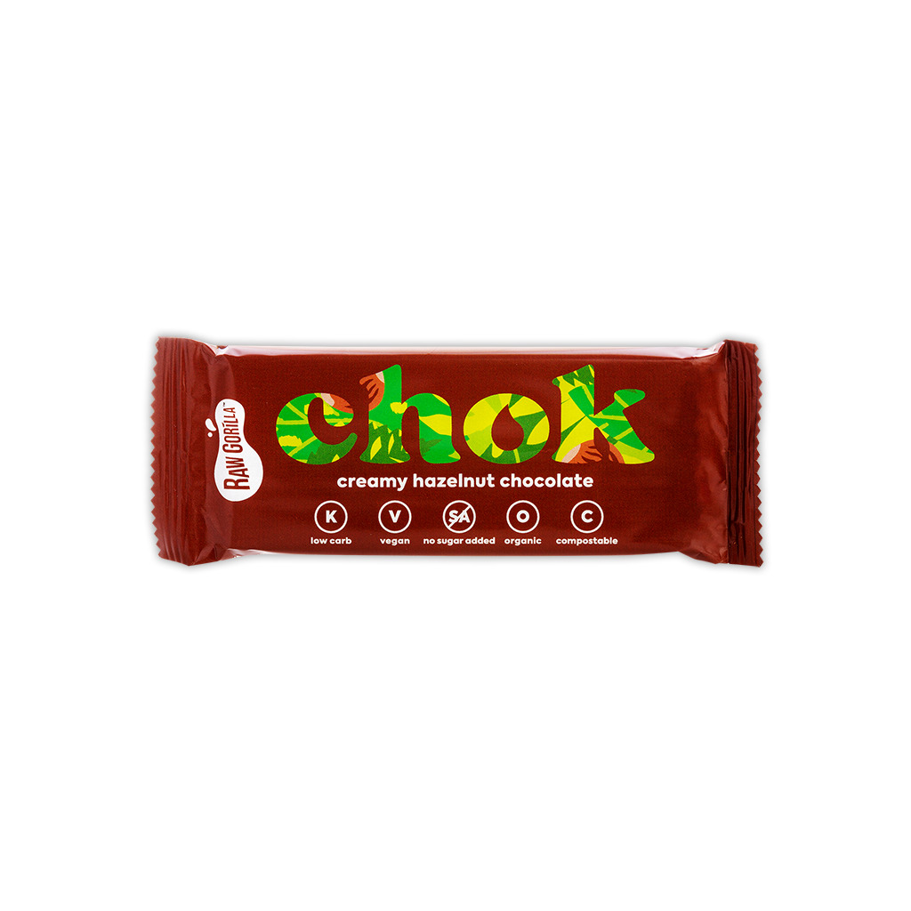 Keto baton z firmy Raw Gorilla. Batonik się nazywa Chok, w opakowaniu jest 35g produktu o smaku czekoladowym z orzechami laskowymi.