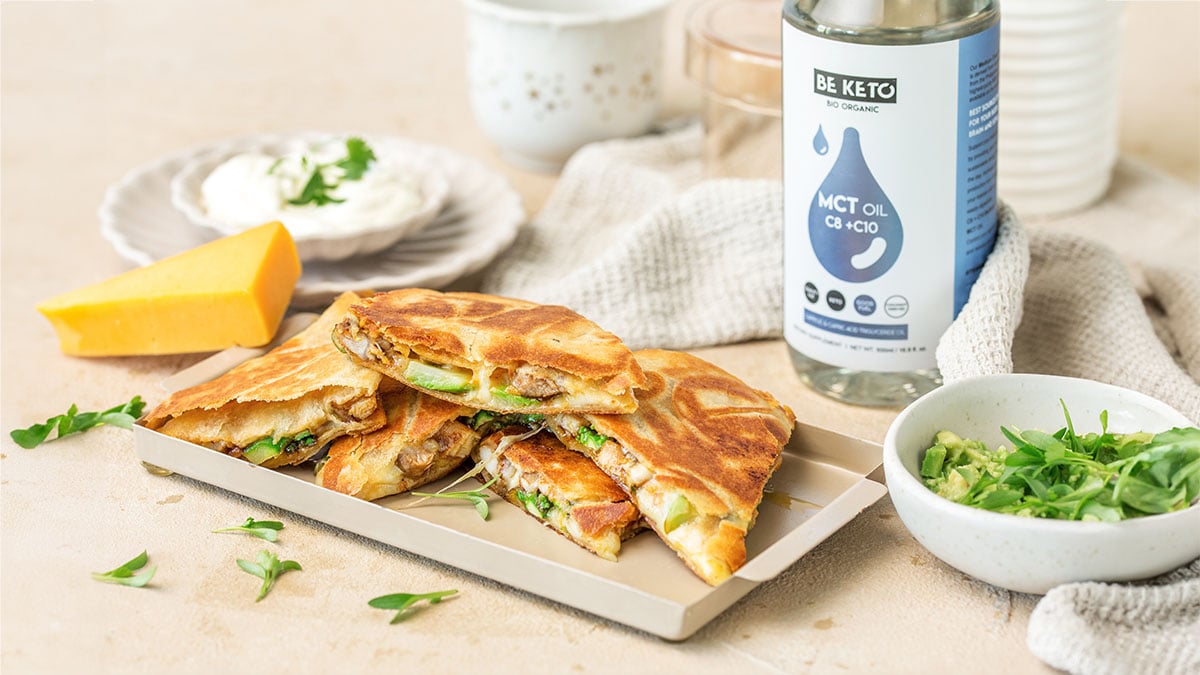 Keto Quesadilla z Guacamole